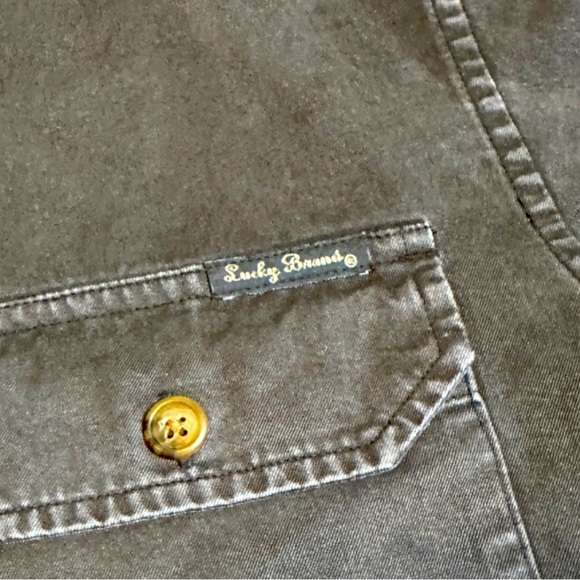 🎉HP🎉EUC Lucky Brand Denim-Like Vintage Button Down in Faded Black. Size Small - Picture 14 of 14